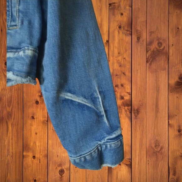 Kancan Women's XL Distressed Raw Hem Distressed Button Up Jean Jacket Crop Denim - Picture 4 of 6